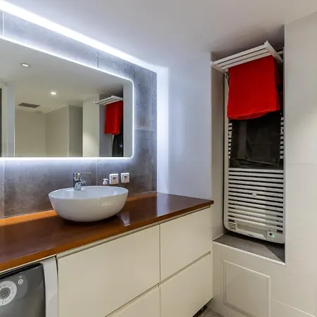 50m2 Parfait Etat Avec Piscine Privee * Bordeaux