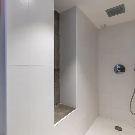 50m2 Parfait Etat Avec Piscine Privee Апартаменты *